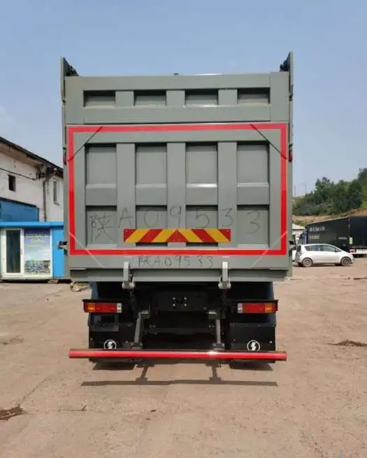 Самосвал Shacman X3000, 6х4, Euro V, двигатель Cummins, 385 л. с, фотография 6