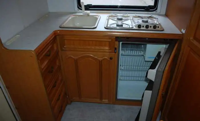 Прицеп дача, дом на колесах HOBBY PRESTIGE 425, фотография 10