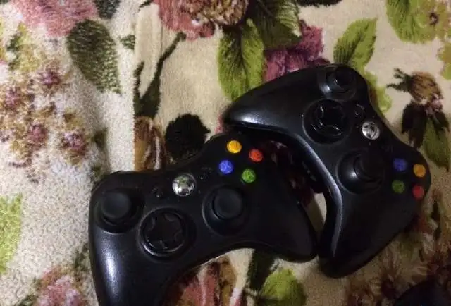 xbox 360 c kinect 2 джостика без проводных и несколько дисков в подарок, фотография 2