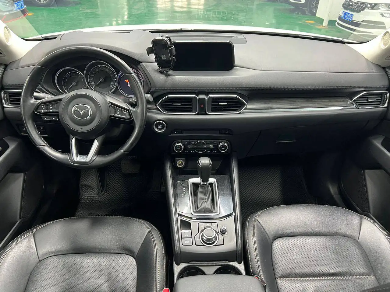 MAZDA CX5 2020 года, фотография 3