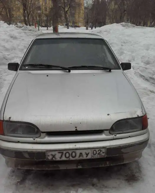Продется Ваз 2115 год выпуска 2005 ,цвет серебристо-бежевый,пробег 220 тыс. км.,стоит на новых зимних колесах,летние в к, фотография 1