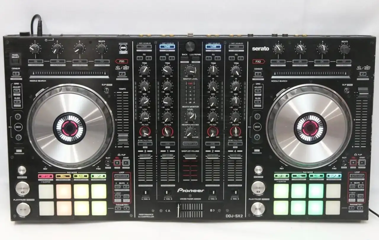 Pioneer DJ DDJ-SX2 4-channel Controller for Serato DJ Pro Gator G-Tour DSP Case, фотография 1