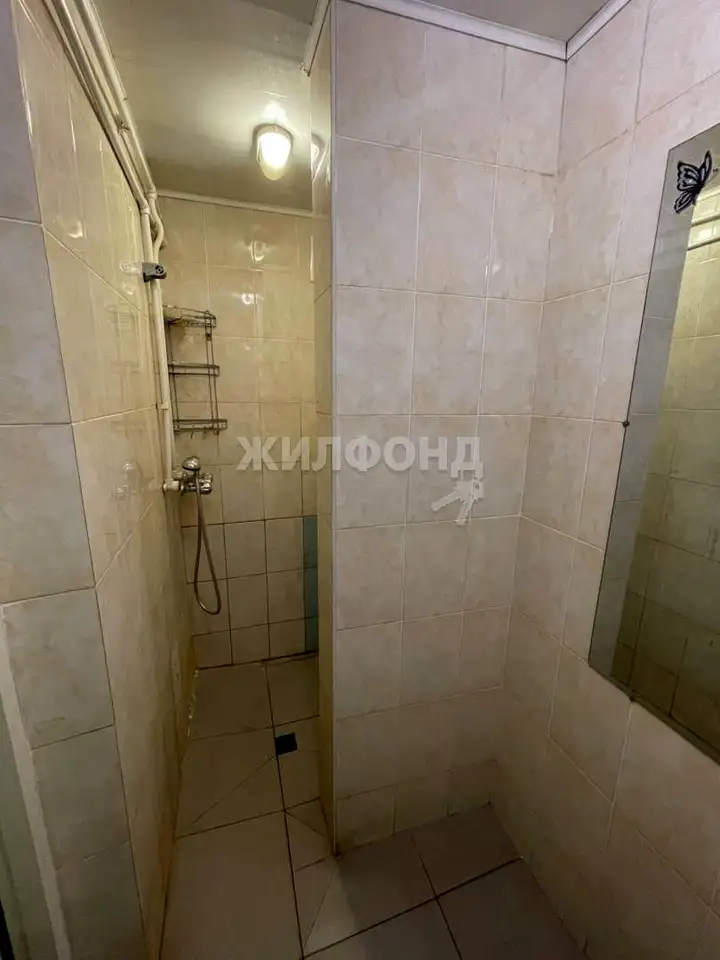 Продается комната 13.1 м2 в 1 ком.кв., фотография 6