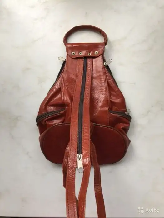 Компактная черная кожаная чистая малая Барсетка 15x10x7 см  Langnika Italy Италия  Сзади место для ремня, фотография 16