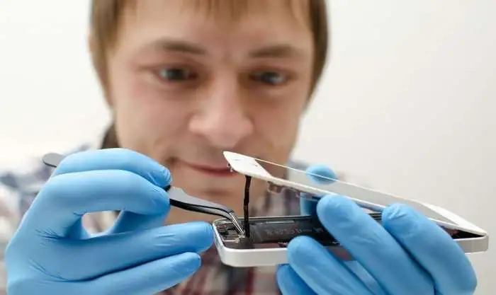 Консультация по ремонту iPhone в сервисе ЯСделаю.Челябинск, фотография 1