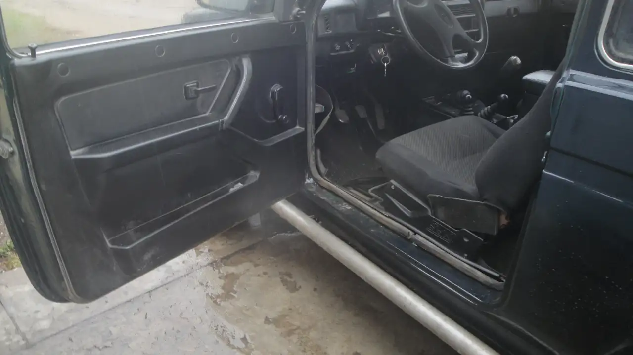 Продаю  ниву Лада 4x4 2121 Нива, фотография 3