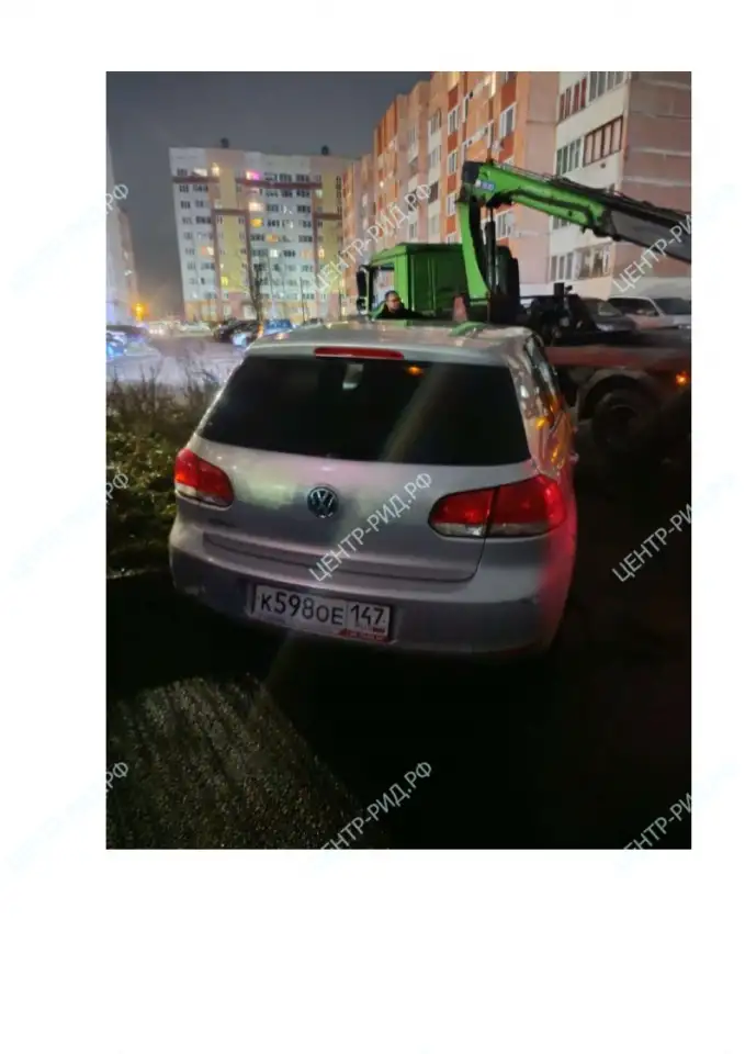 Автомобиль Volkswagen Golf, 2012, фотография 9