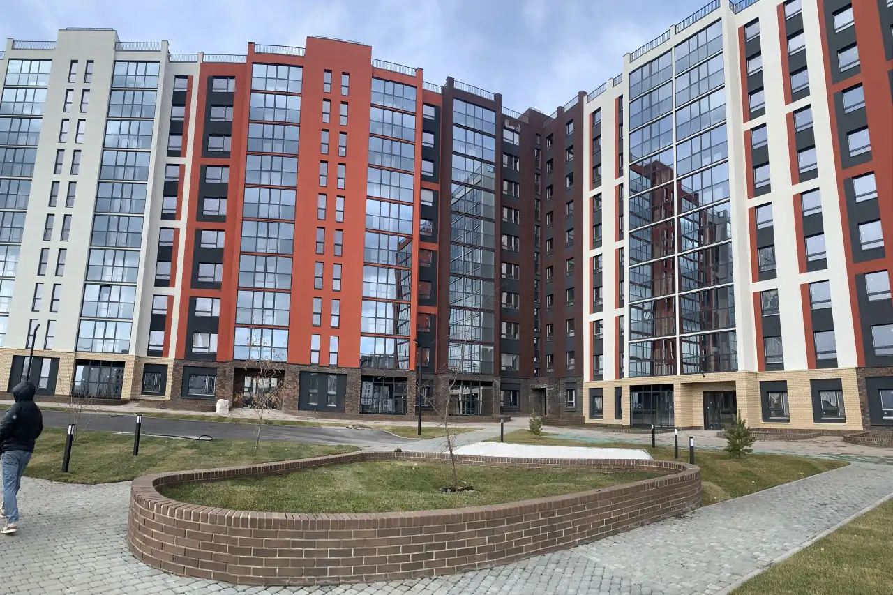 Продам 2- к кв-ру ЖК Притяжение ул. Ефрейтора Потехина д. 5, 46,00 м², 4 эт., г.  ул. Кирова д. 9, фотография 1