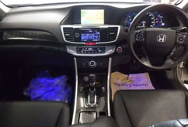 Honda Accord Phev Hybrid гибридный спортивный седан, фотография 4