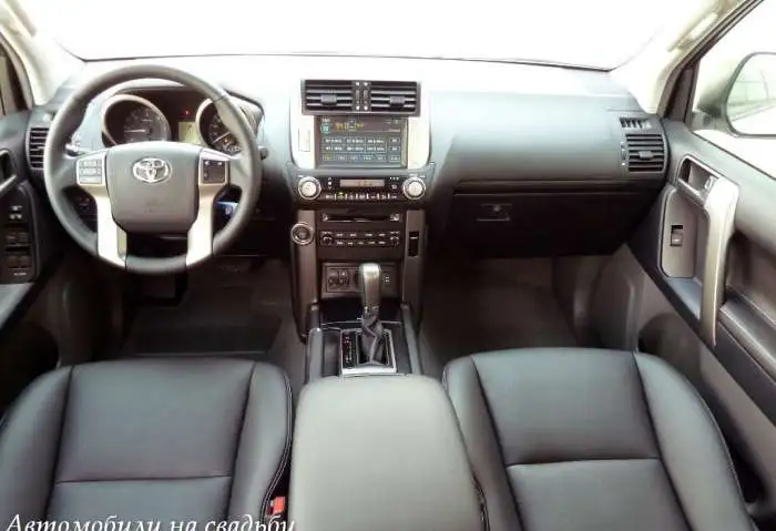 Белый Toyota Land Cruiser на свадьбу, фотография 2