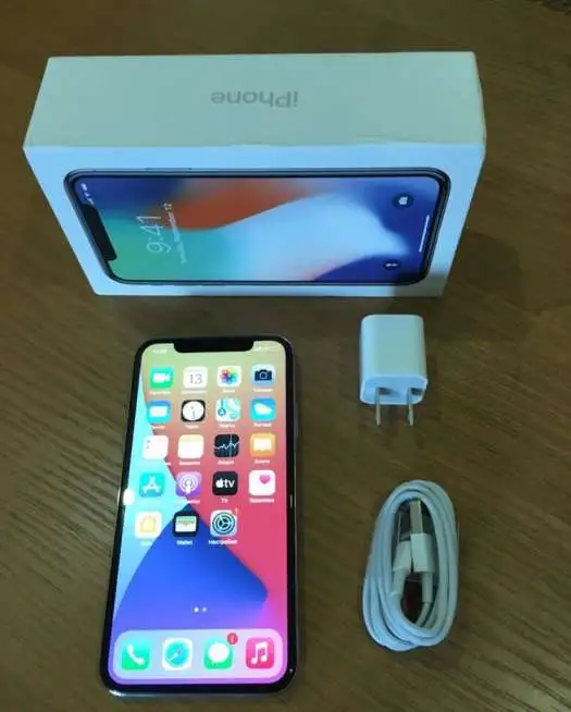 iPhone X 256GB возможен ОБМЕН, фотография 2
