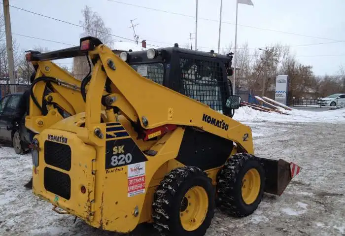 Komatsu SK820-5e, фотография 4