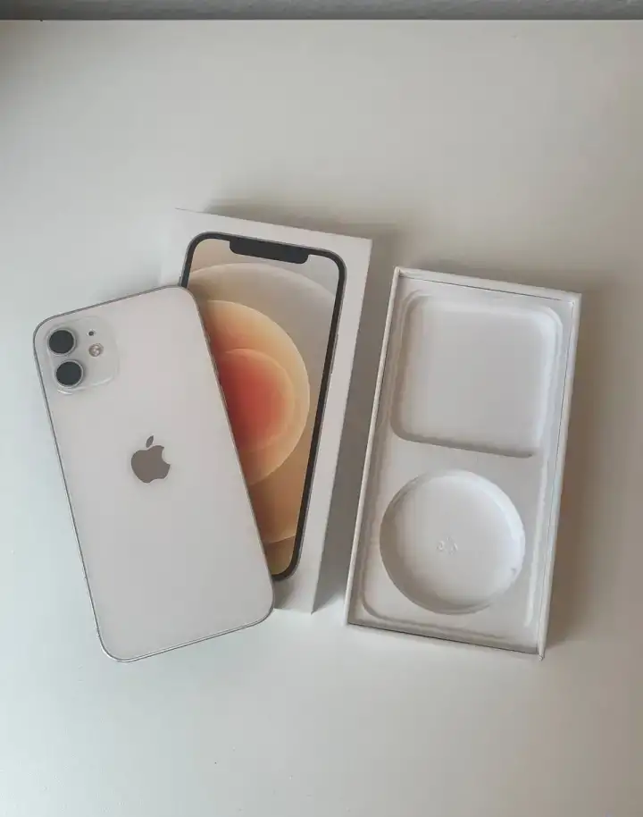 Iphone 12, фотография 1