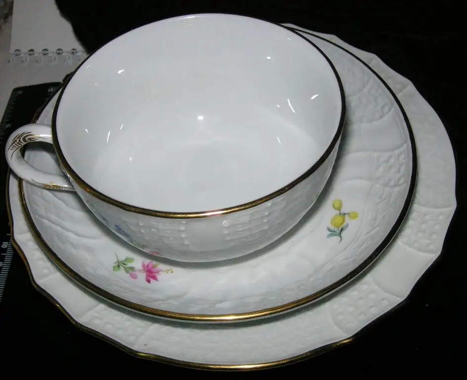 Чайные тройки мейсеновского Майсеновского, Meissen фарфора, фотография 3