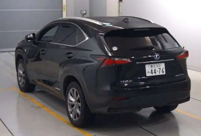 Продажа автомобилей Lexus NX, фотография 2