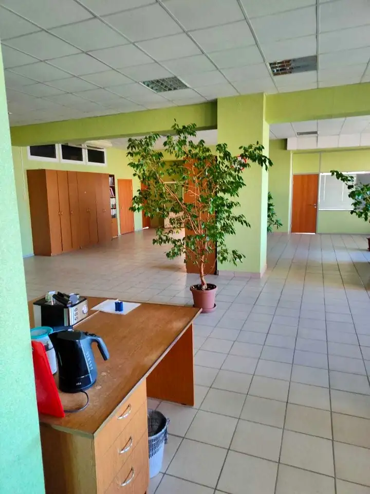 Продам коммерческую недвижимость 460,00 м2, Тополиная улица, 9а, фотография 1