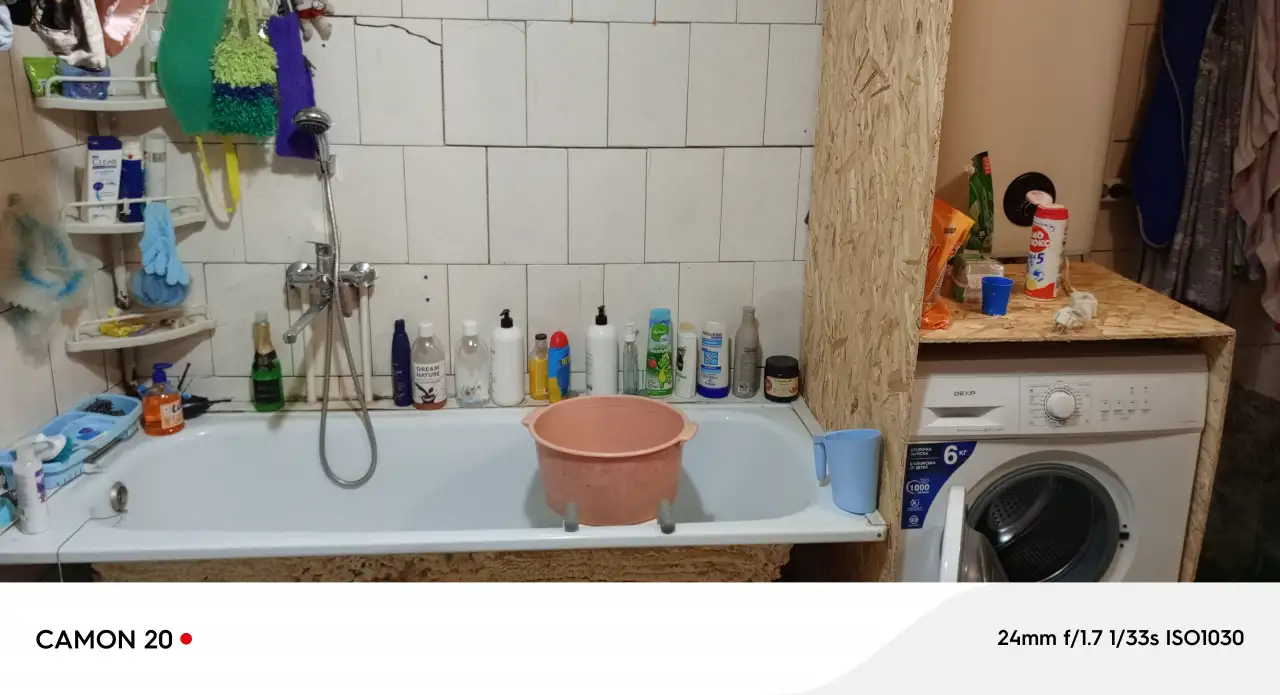 Продам дом тёплый 100м2. В доме есть: скважина, умывальник, раковина, туалет, ванна, 100,00 м2, фотография 4