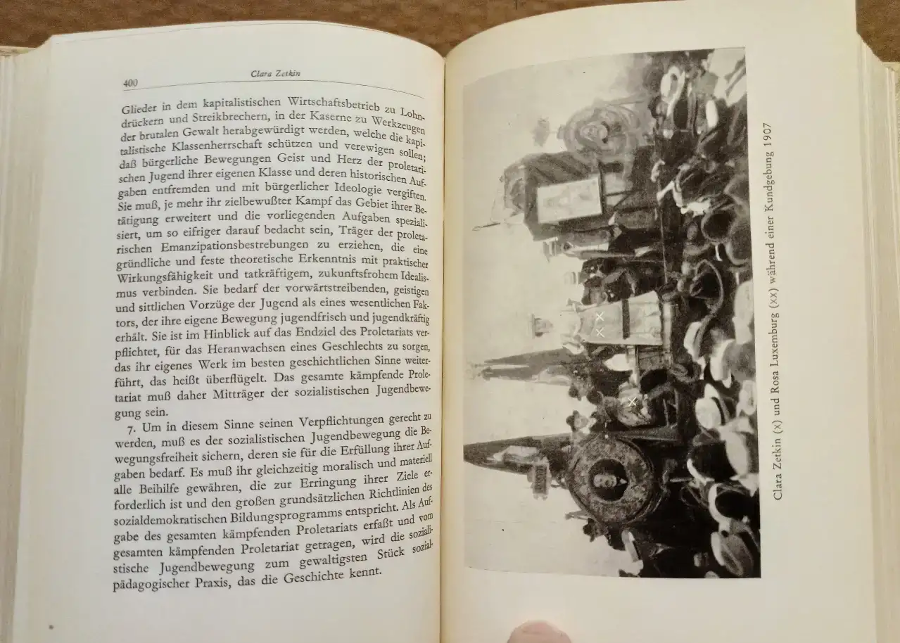 Книга Клара Цеткин том 1 на немецком языке., фотография 4