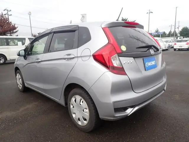 Хэтчбек Honda Fit кузов GK3 модификация 13G гв 2017 4wd, фотография 2