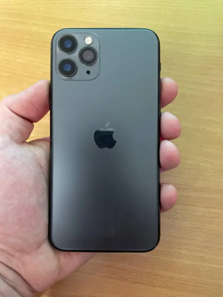 Iphone 11 pro 256 gb, фотография 3