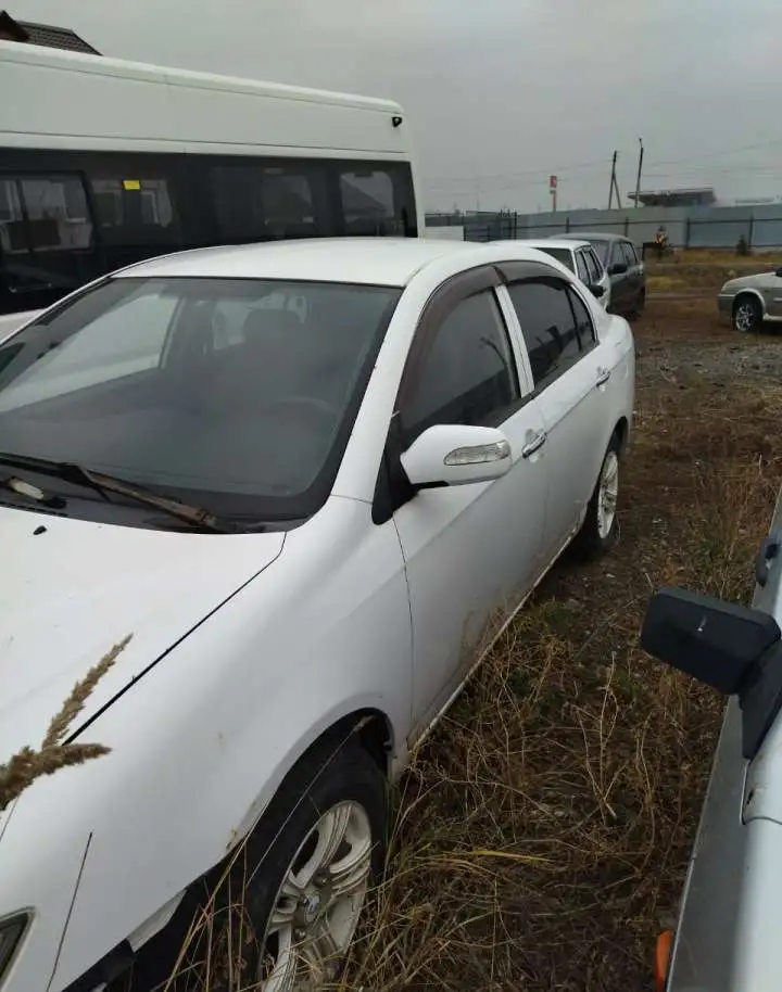 Легковой автомобиль Lifan Solano 214813, 1.6 л, 2011 г.в., фотография 2