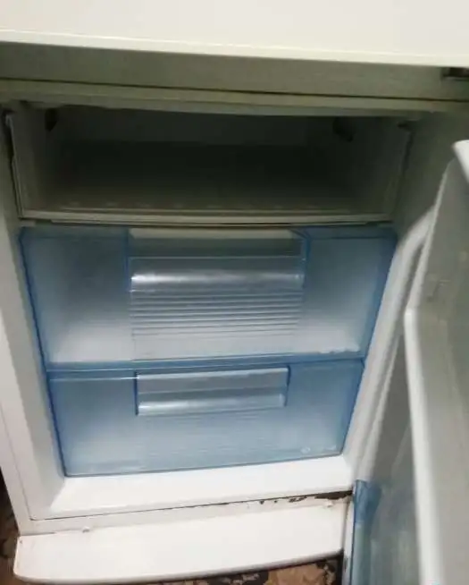 Продаю холодильник  l G    пользовались мало ,после поломки ремонт не производили, фотография 2