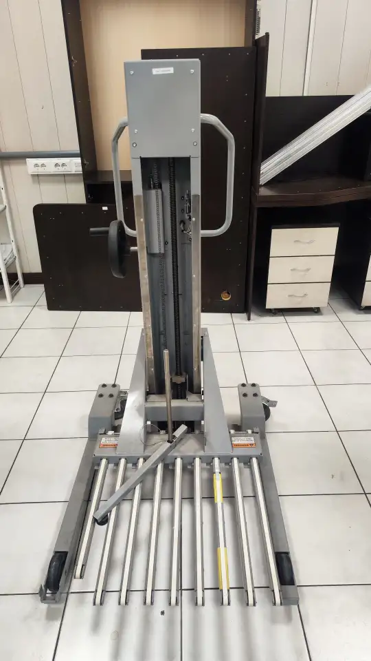 Промышленная система монохромной печати Xerox Nuvera 314 ЕА, включая тележку для разгрузки промышленного стекера Xerox, фотография 3