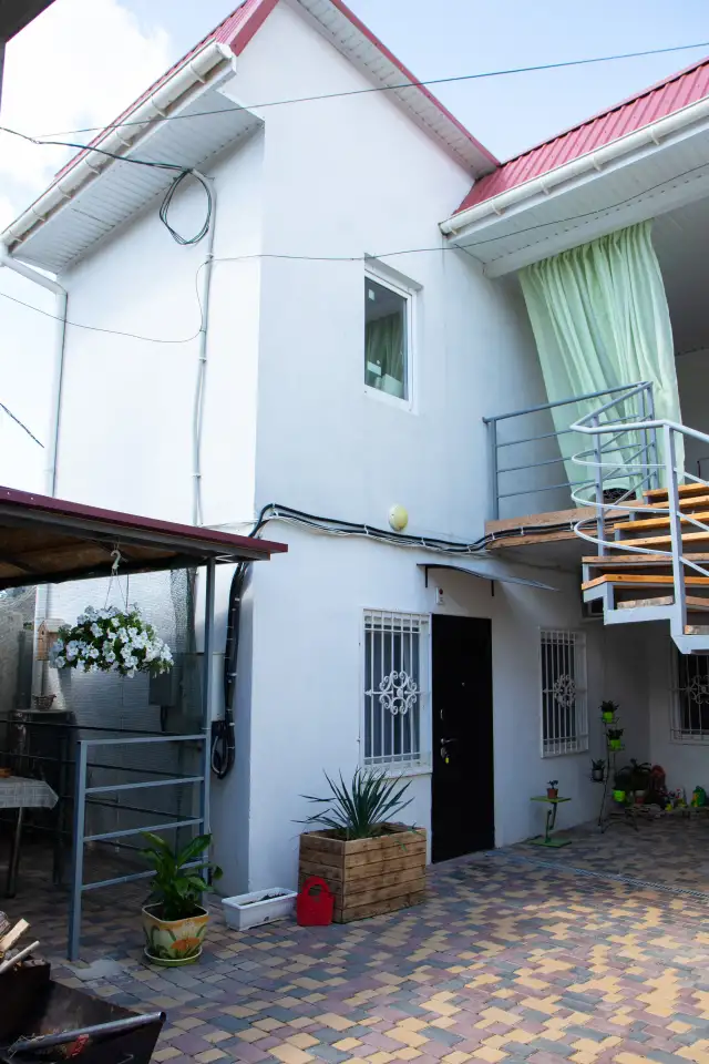 Продам дом в Крыму у моря, Курортное пер. Дачный,6 132,00 м2, фотография 1