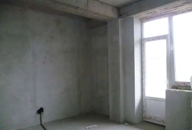 Продается 3-комнатная квартира в Ессентуках, ул. Октябрьская 337 корпус 3-х 117,1 кв. м. по свидетельству, гостиная 23, 117,00 м², 7 эт., 1, Октябрьская 337/3, фотография 1
