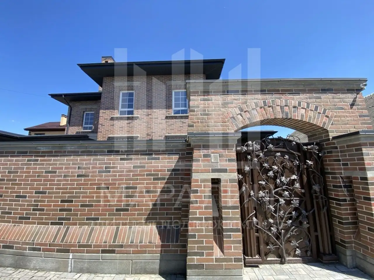 Продам дом 235,00 м2, Первомайский район, Белорусская, 94, фотография 1