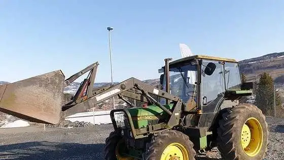 Трактор John Deere 1140, фотография 1