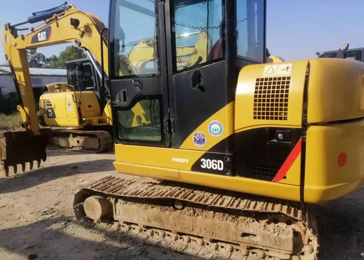 Экскаватор Caterpillar CAT306D, фотография 1
