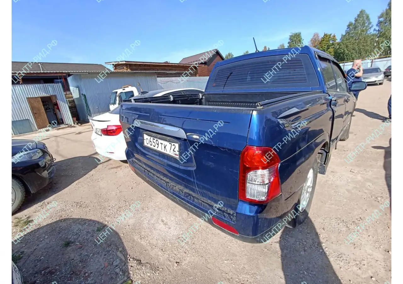 Автомобиль SsangYong, 2012, фотография 9