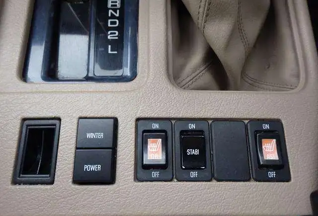 Продажа автомобилей Isuzu, фотография 12