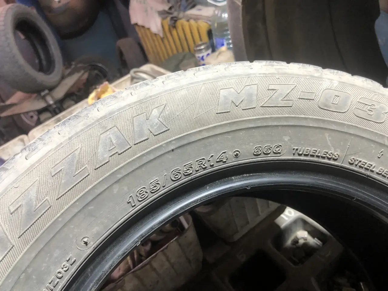 Шина бу Bridgestone Blizzak MZ03 R14, фотография 6