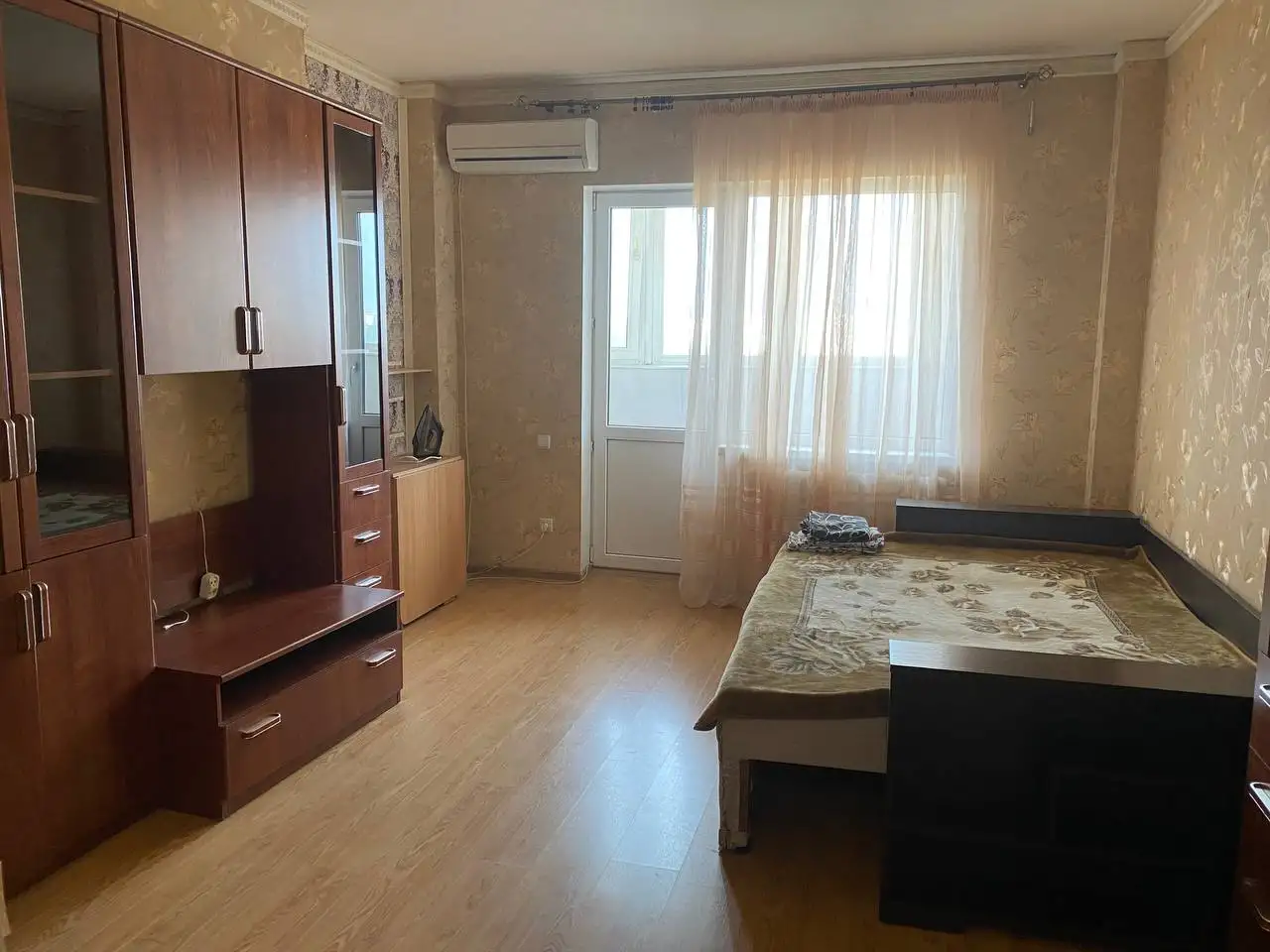Квартира посуточно Комфортная  квартира 45м2 ДОНЕЦК, мкр. Магистральный ориентир: Спортмакс, Галактика, жд, фотография 1