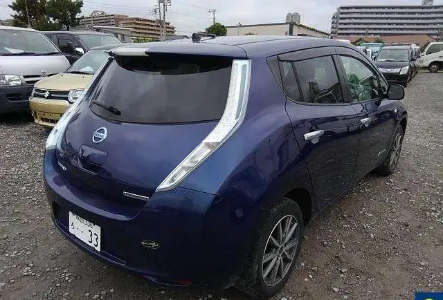 Электромобиль хэтчбек Nissan Leaf кузов AZE0 модификация X 80th гв 2014, фотография 4