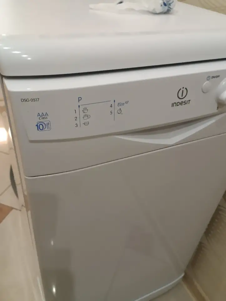 Посудомоечная машина встраиваемая Indesit DSG 0517 45х60 см, фотография 1