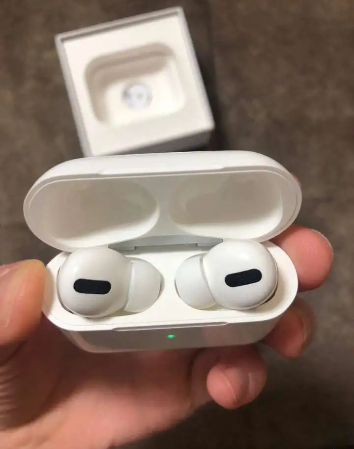 AirPods PRO, фотография 8
