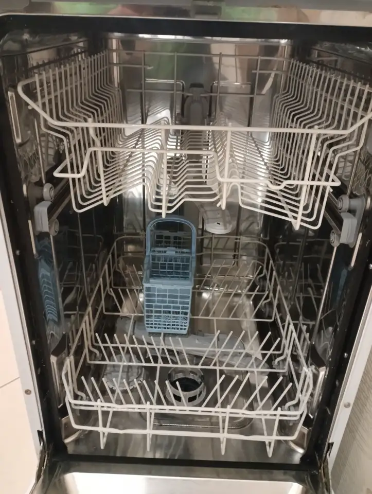 Посудомоечная машина встраиваемая Indesit DSG 0517 45х60 см, фотография 4