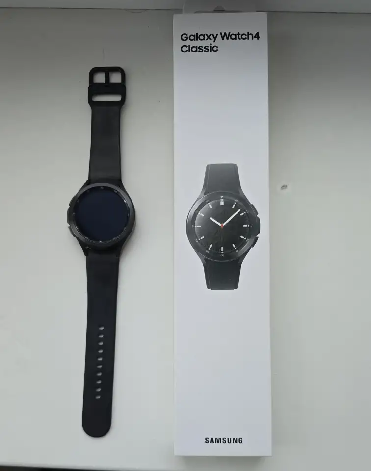 Samsung Galaxy Watch4 Classic 46 mm, фотография 1