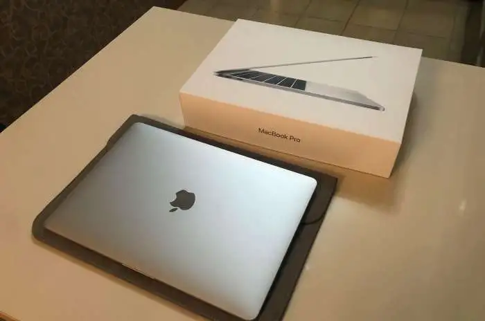 MacBook Pro и Air (2020, M1) все цвета + Доставка, фотография 3